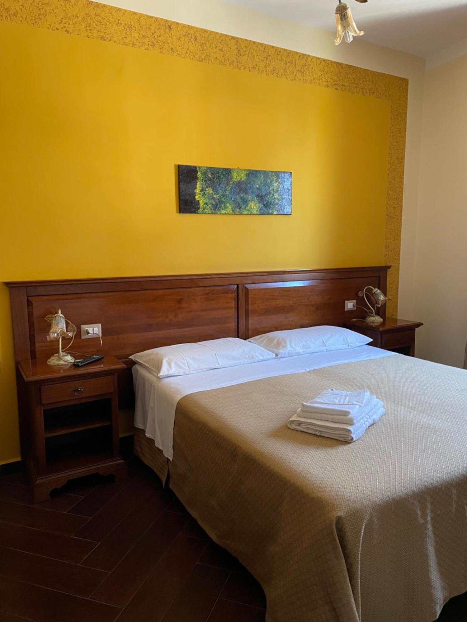 Borgo Patierno Guest House Conca della Campania Room photo